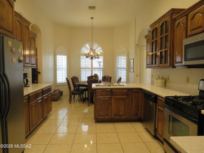 Building Photo - 1806 W Sunset Dr