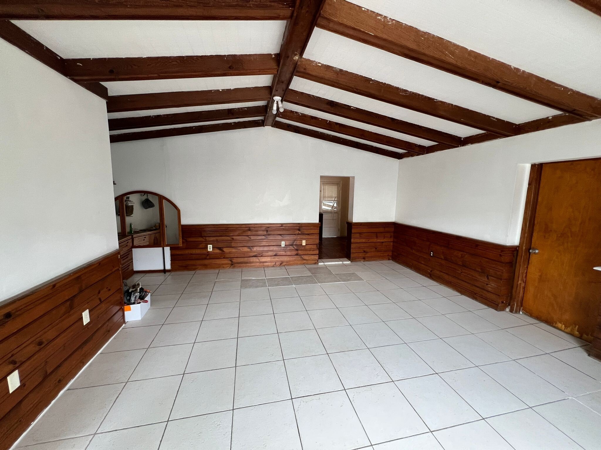 Building Photo - 2033 Jo An Dr