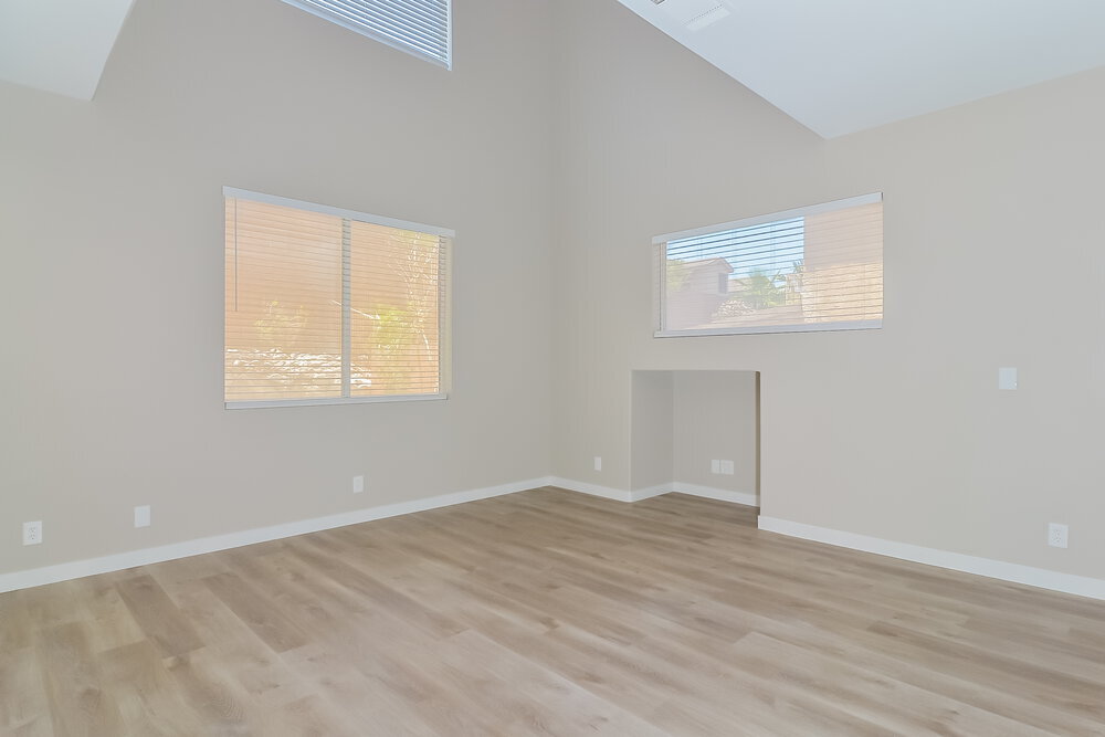 Building Photo - 674 Pacific Cascades Dr