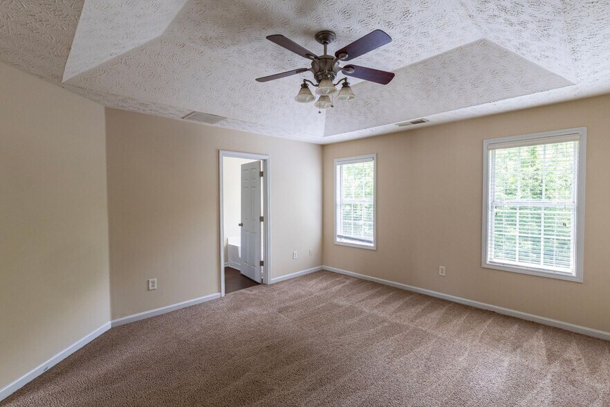 Building Photo - 2432 Pendergrass Ln