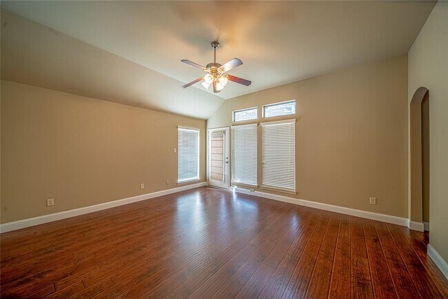Building Photo - 11007 Witherspoon Dr