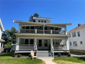 Building Photo - 2091 Carabel Ave