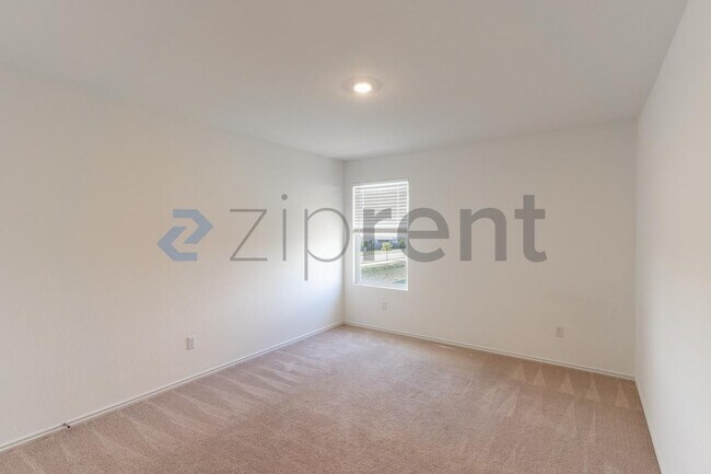 Building Photo - 500 Arnage Dr