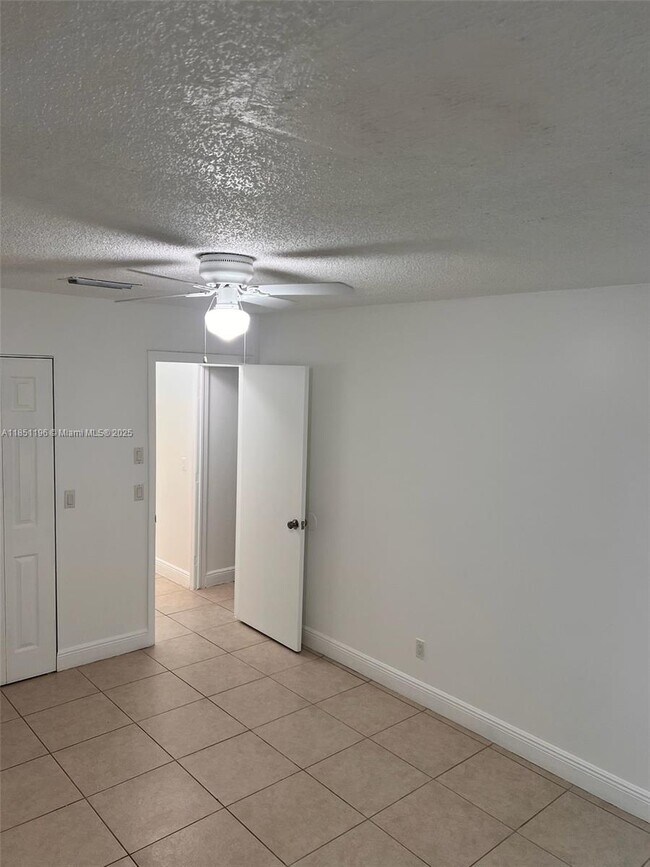 Building Photo - 8871 SW 24th Pl