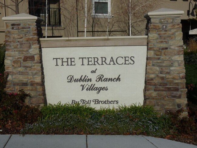 Building Photo - BEAUTIFUL TOP FLOOR CONDO AT THE TERRACES IN DUBLIN RANCH!!!