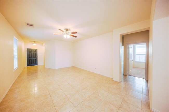 Building Photo - 1613 Summer City Dr