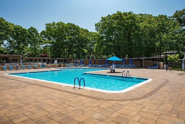 Building Photo - 232 Blackpool Ct