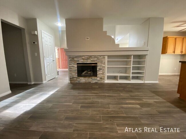 Building Photo - 6246 Apple Orchard Dr