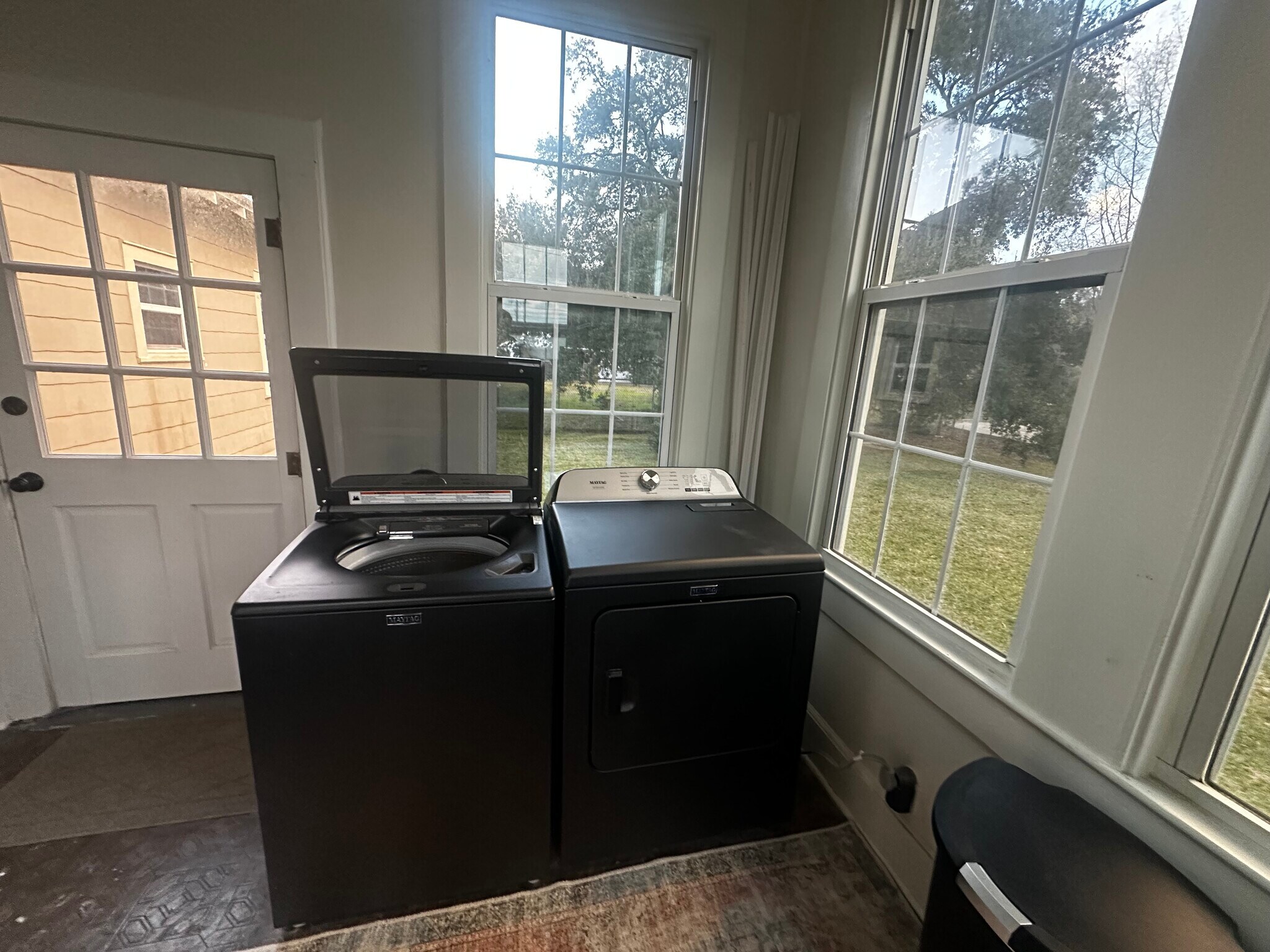 Building Photo - 104 Nouveau Ln