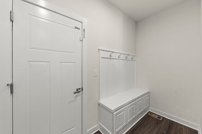 Building Photo - 3079 Grande Trail