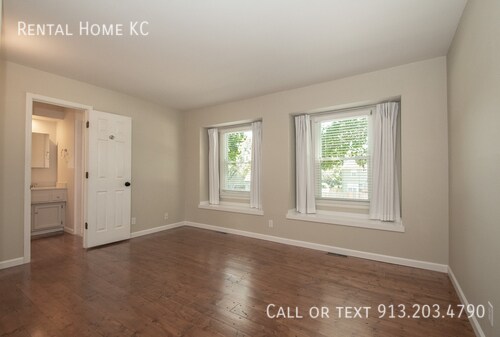 Building Photo - 15118 W 83rd St