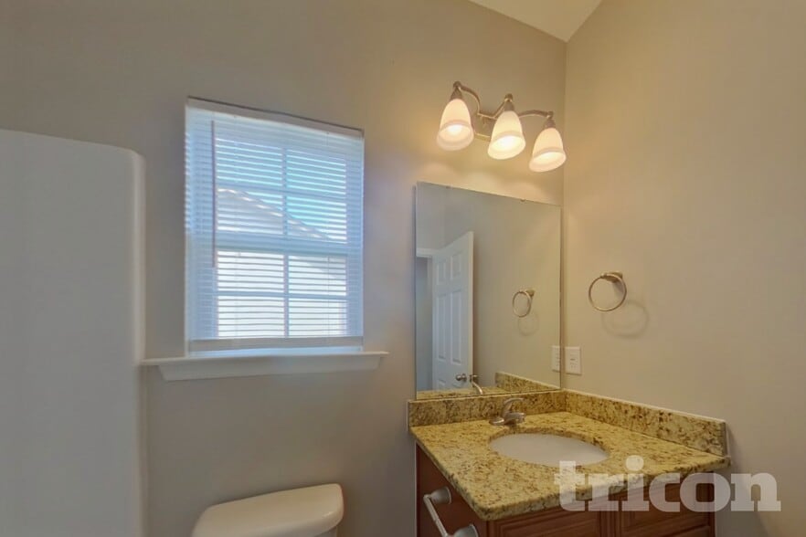 Building Photo - 110 Darian Dr