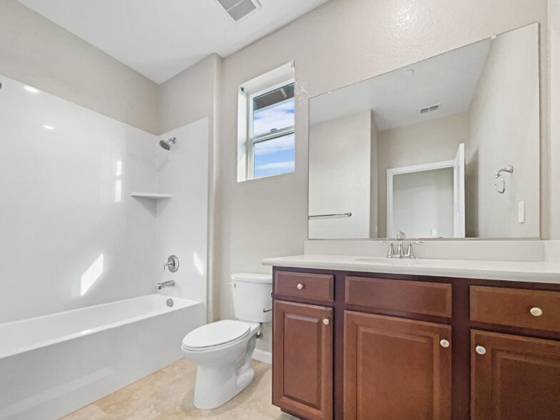 Building Photo - 5021 Birch Valley Way