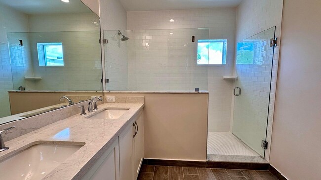 Building Photo - 1832 Sandpiper Pointe Pl