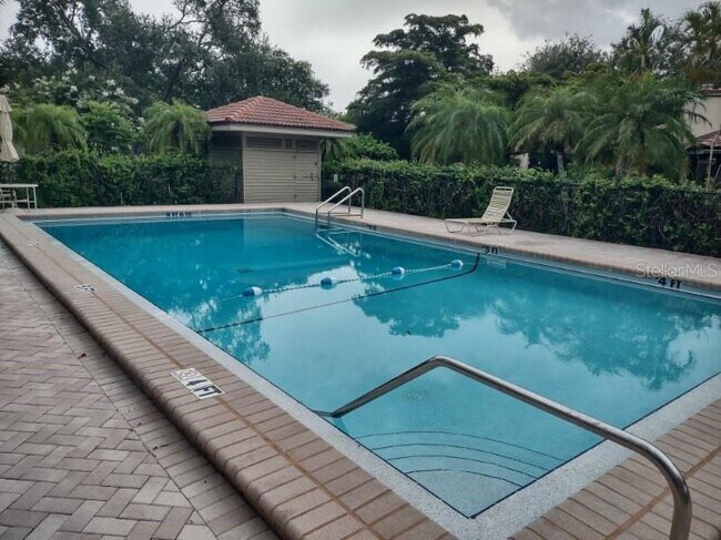 Building Photo - 4870 Kestral Park Cir