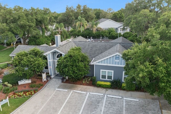 Building Photo - 2532 Grassy Point Dr