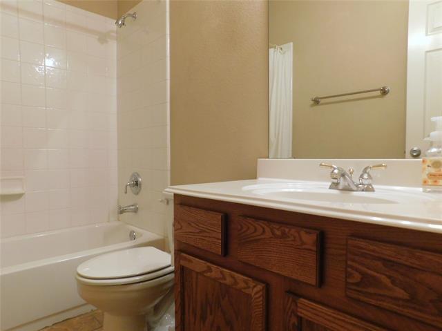 Building Photo - 108 Red Bluff Dr
