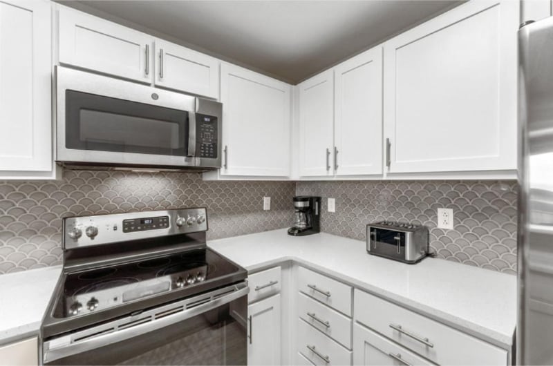 Building Photo - 15928 Front Beach Rd