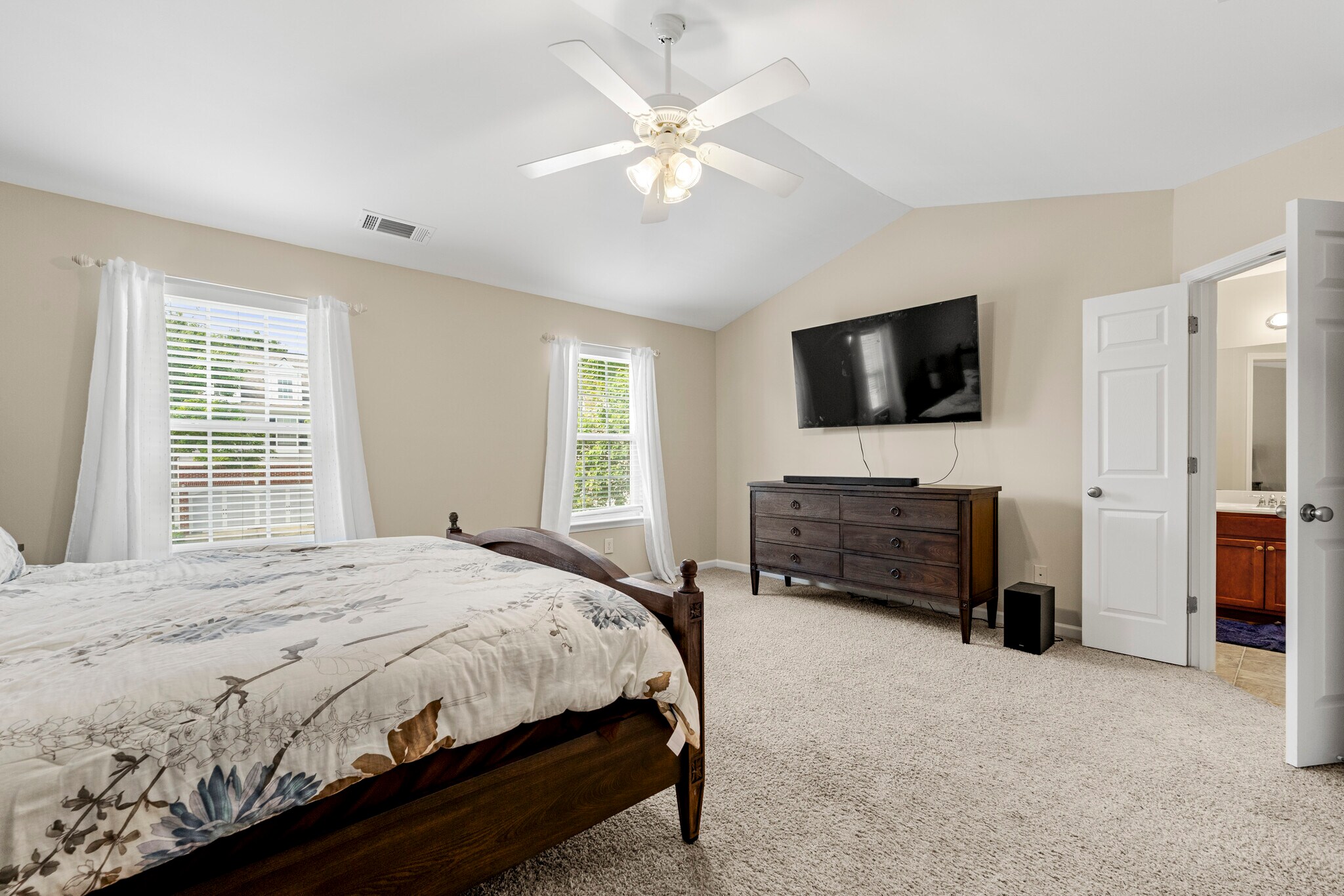Building Photo - 940 Pierce Brennen Dr