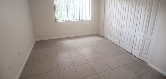 Building Photo - Cozy 1/1 Condo for rent at Wimbledon Park ...