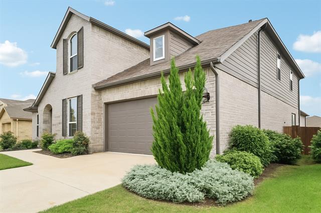 Primary Photo - 1329 Stoneleigh Pl