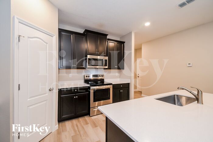Building Photo - 6889 Longleaf Branch Dr