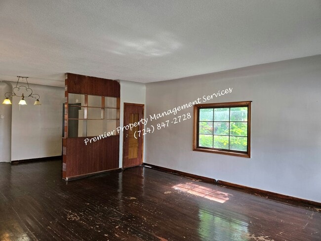 Building Photo - 766 Lathrop St