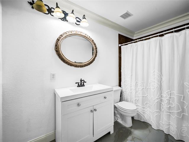 Building Photo - 2117 White Rock Ln