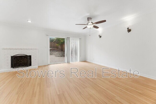 Building Photo - 2406 Talavera Dr