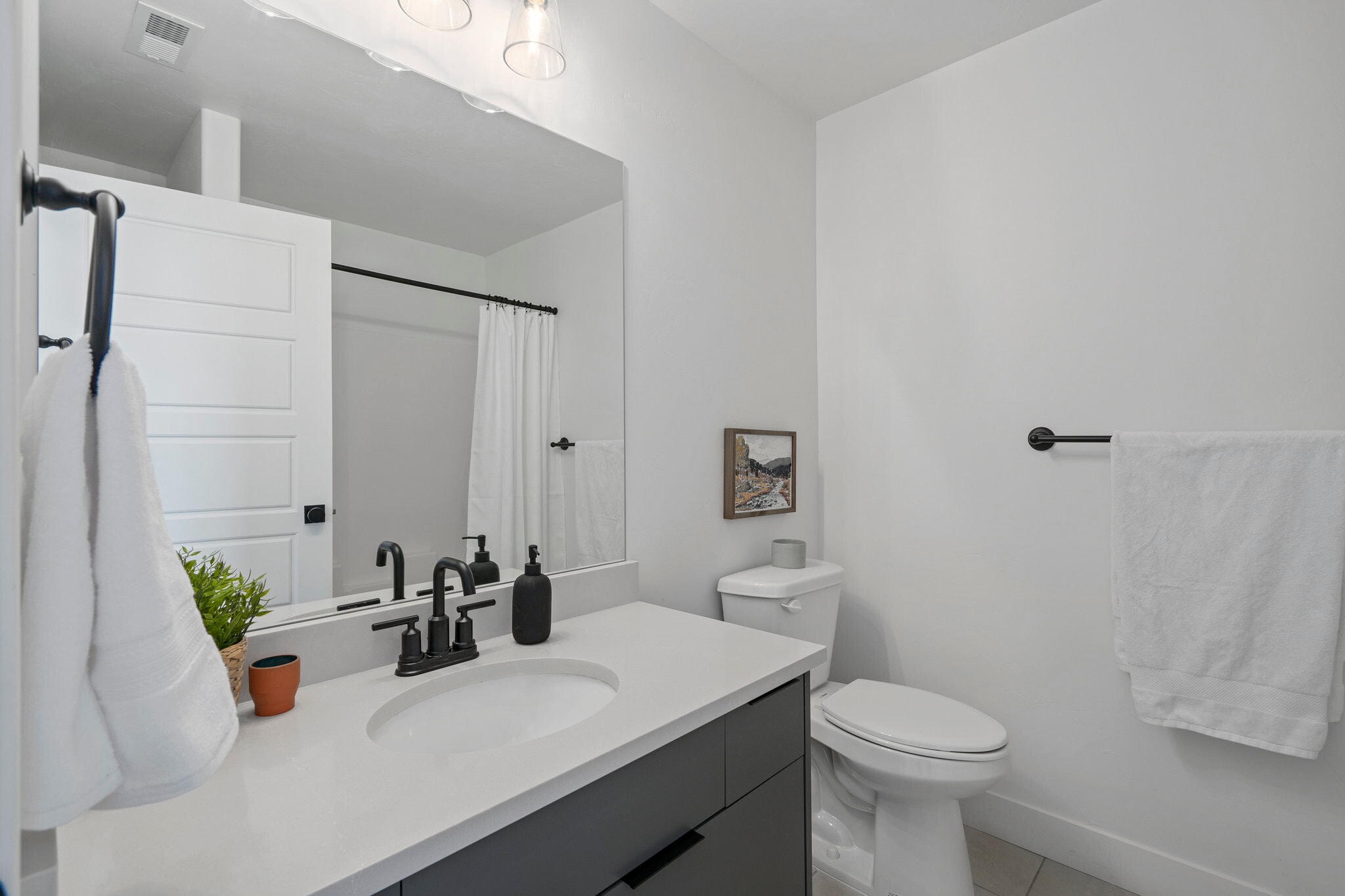 Building Photo - 529 S 1020 W