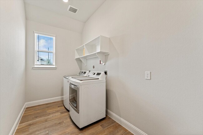 Building Photo - 19335 Belmont Stakes Wy