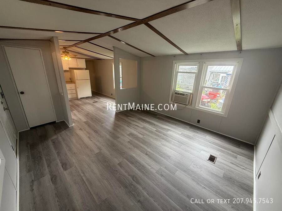 Building Photo - 799 Stillwater Ave