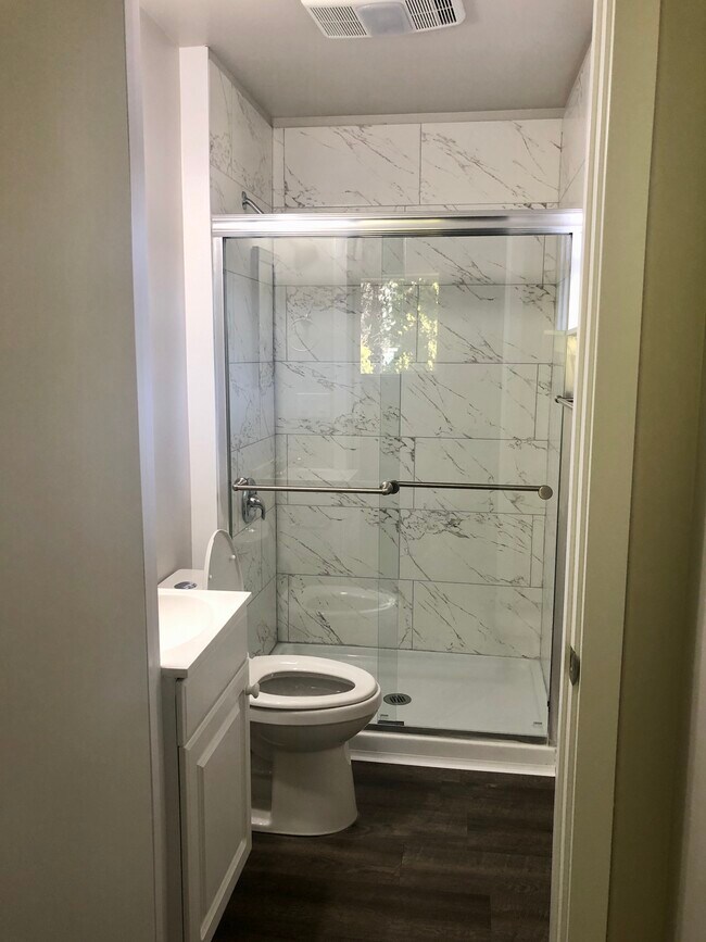 Building Photo - 12755 Phinney Ave N