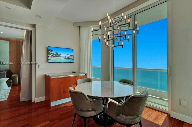 Building Photo - 16051 Collins Ave