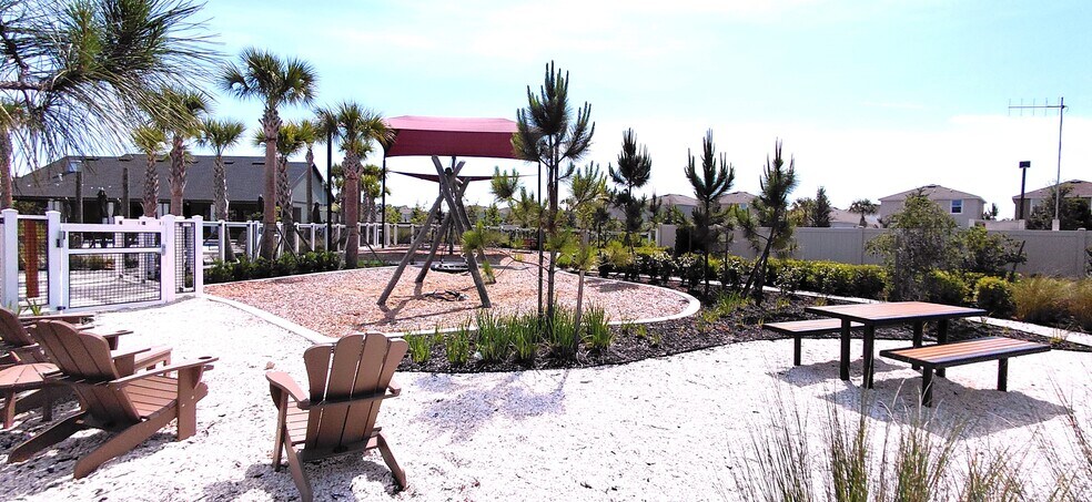 Building Photo - 36171 Sunflower Hill Dr