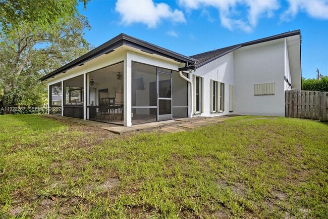 Building Photo - 11521 NW 23rd St