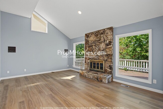 Building Photo - 8271 SW 184th Ave