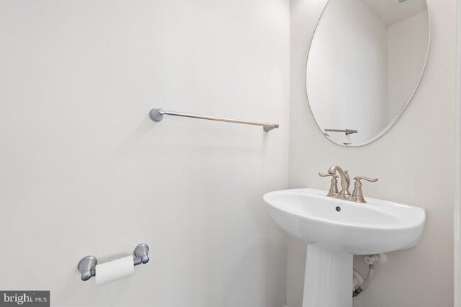 Building Photo - 13312 Waterford Hills Boulevard