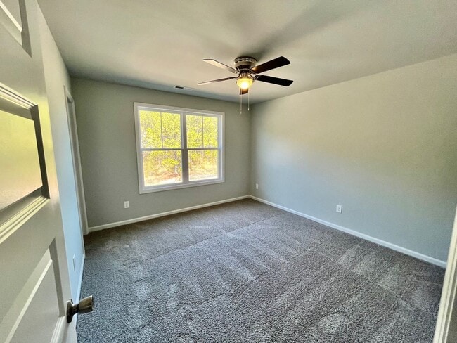 Building Photo - Brand New Townhome in Holly Ridge!!