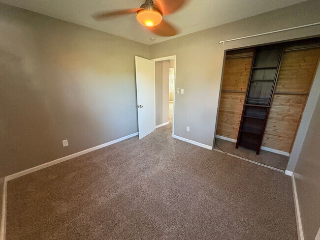 Building Photo - 4945 Mt Alifan Dr