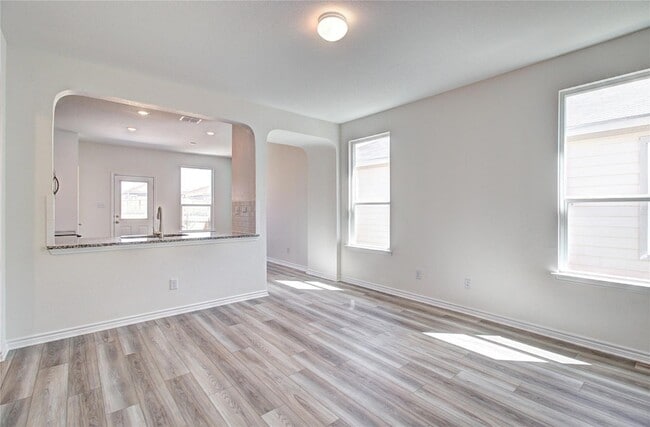 Building Photo - 3423 Old Almonte Dr