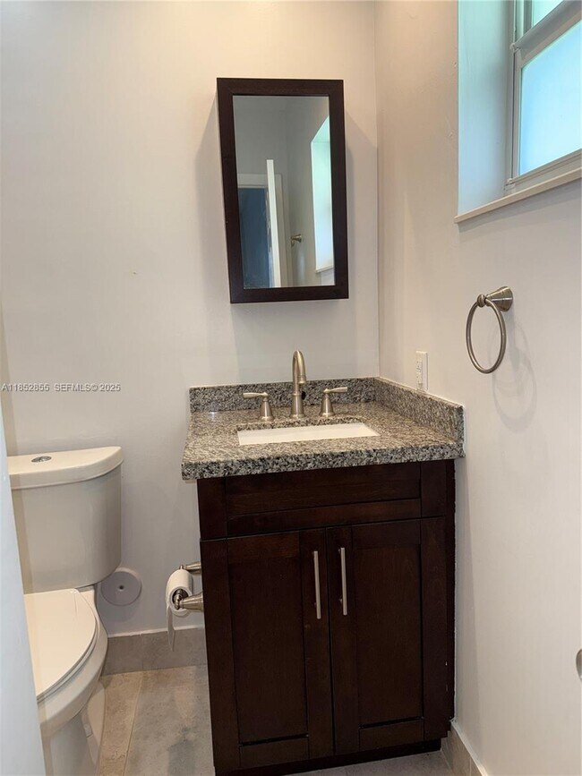 Building Photo - 5780 SW 61st St