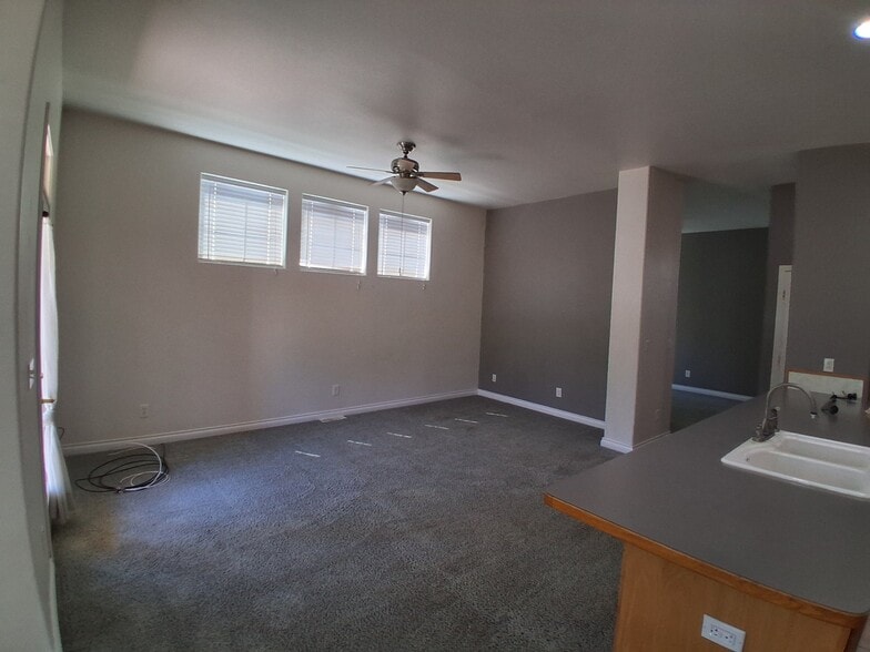 Building Photo - 415 Sherilyn Ct