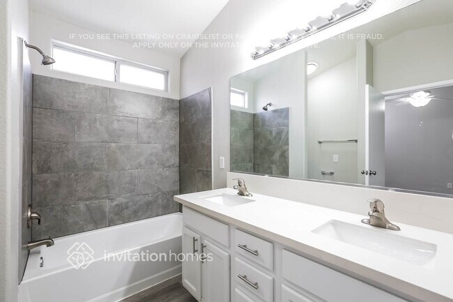 Building Photo - 9309 Leaping Lilly Ave