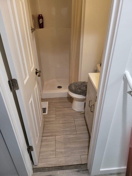 Building Photo - 2112 164th Ave NE