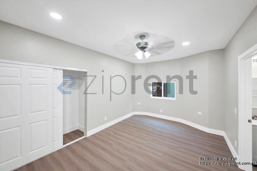 Building Photo - 1617 W 24th St