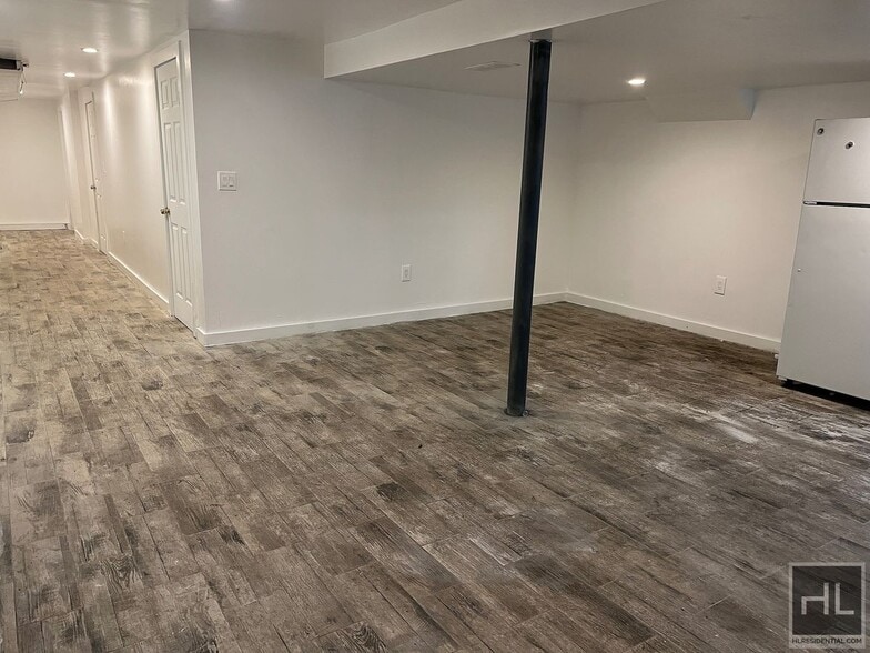 Building Photo - 2BR 1BA Lower Level All Utilities Included w/ Laundry Beside Highland Park
