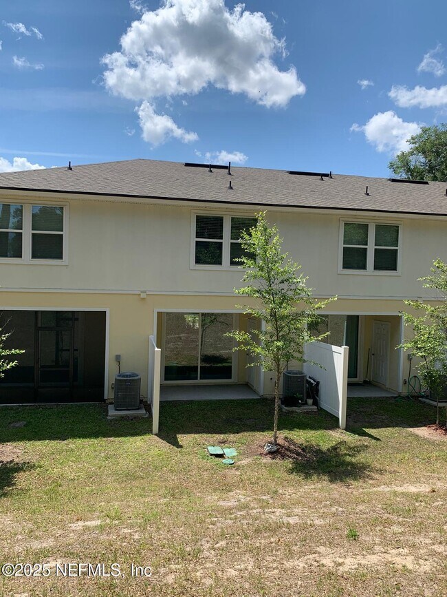 Building Photo - 885 Gate Run Rd