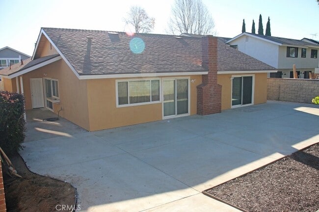 Building Photo - 2538 Alona St