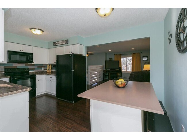 Building Photo - 1900 Atkins St